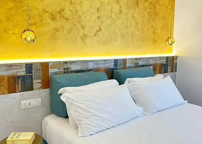 Couette-café Lemon Gaja 4*